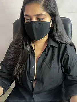 sarasofiaa  online show from May 16, 5:23 pm