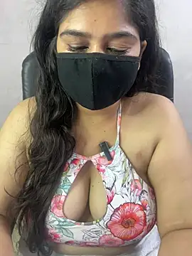 sarasofiaa  online show from August 4, 7:42 pm