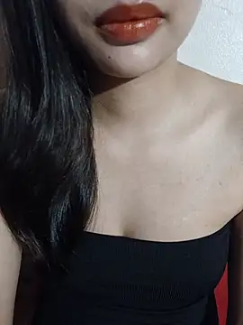 Luckyy29 online show from June 26, 3:24 pm