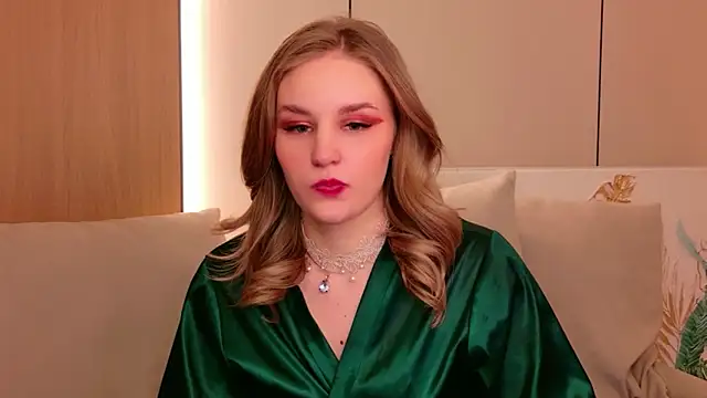 Molly Voses online show from May 30, 3:04 am