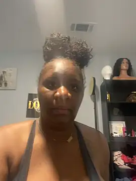 amberchill26 online show from July 5, 1:06 pm