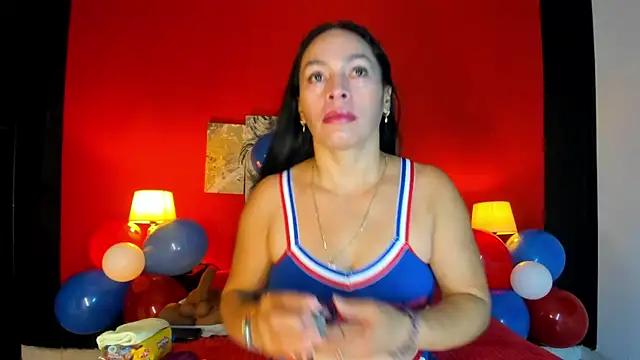 LucianaMadura1 online show from July 3, 10:54 am