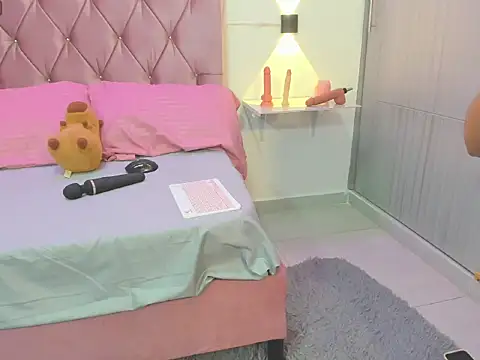 AnaiaMoons online show from April 9, 12:54 pm