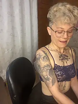 Megan-c online show from July 18, 8:28 am