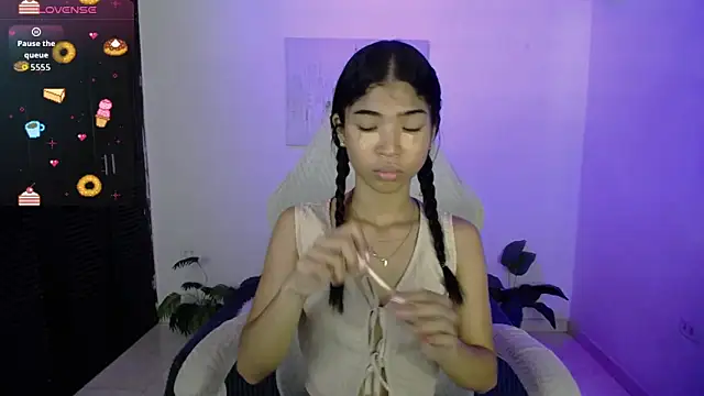 Jully dreams online show from May 30, 4:26 pm