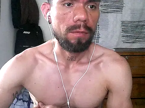 thomas2wood online show from July 23, 9:23 pm
