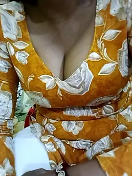 Lovely-baby2 online show from May 29, 2:59 pm