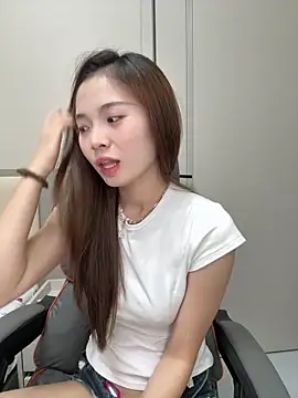 Mimiluv1234 online show from June 10, 1:43 pm