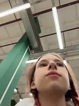 michelle lovique online show from April 9, 8:09 am