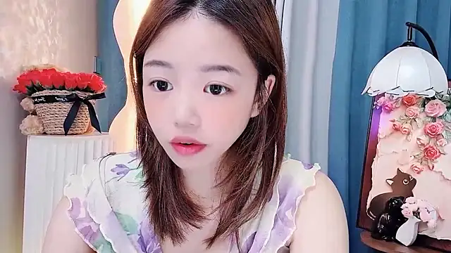 Lilababy00 online show from July 19, 5:20 am