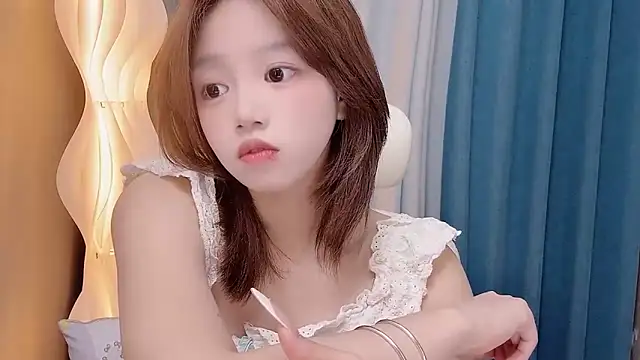 Lilababy00 online show from June 17, 11:44 am