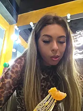 AylinRosee online show from June 30, 3:22 pm