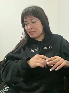 cherryxxox online show from June 15, 8:25 am