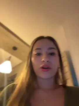 AmyRusso online show from June 5, 11:22 pm