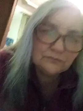 AureliaSky598 online show from April 18, 7:51 pm