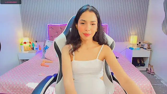 princess skinny18 online show from June 20, 9:07 pm
