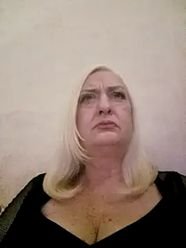 Julia20X online show from April 10, 6:25 pm