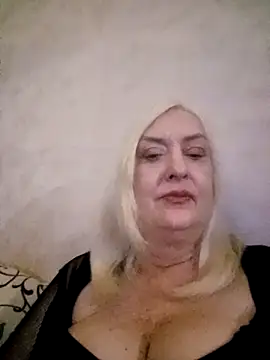 Julia20X online show from April 15, 8:31 pm