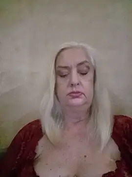 Julia20X online show from June 3, 2:29 pm
