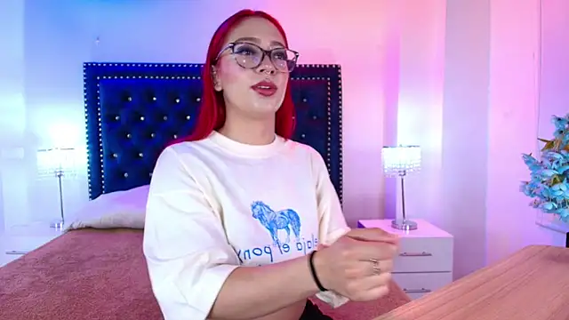 Amelie adams online show from June 5, 11:16 am