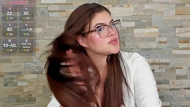 TifannyRosen online show from July 28, 4:39 pm