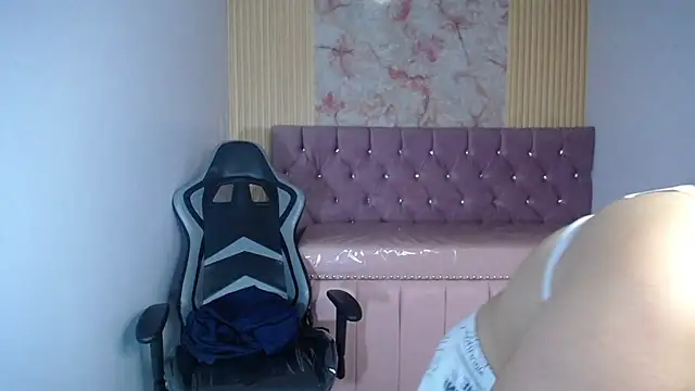 Scarlett jhonson ch online show from July 23, 1:58 am