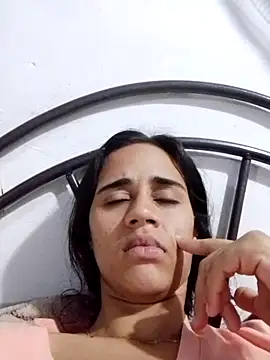 KarlaCherry20 online show from July 17, 1:32 am