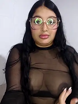 Maddy Kay online show from April 16, 12:05 pm