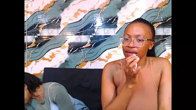 caramelchoco69 online show from July 27, 8:11 am