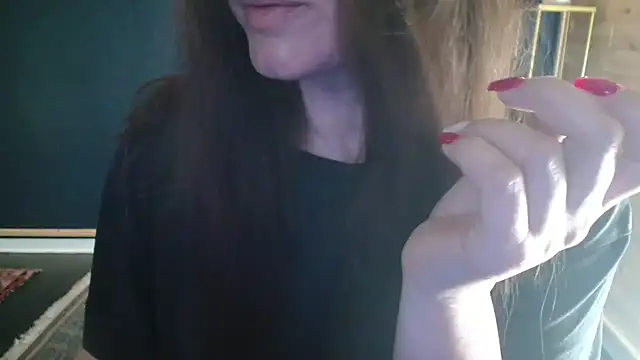 NicoleLove  online show from June 3, 5:41 am