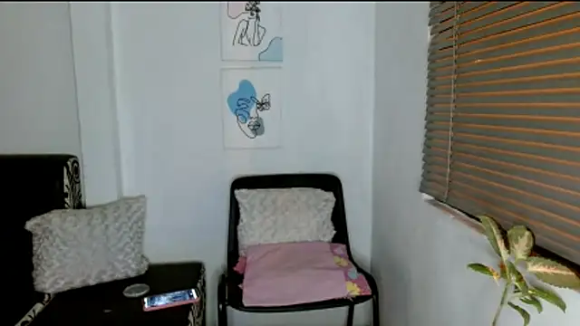 alisonnturbay online show from June 11, 2:53 am