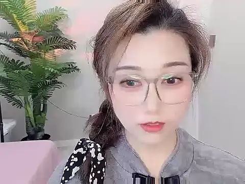 Yunxi- online show from April 24, 2:09 pm