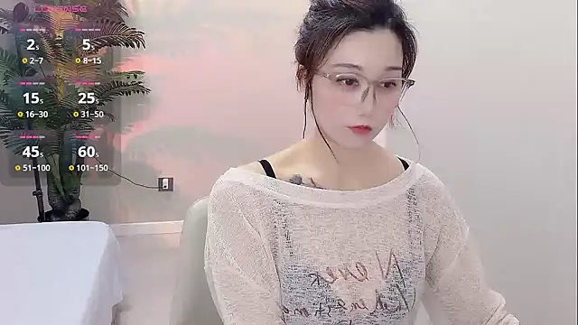 Yunxi- online show from May 26, 2:16 pm
