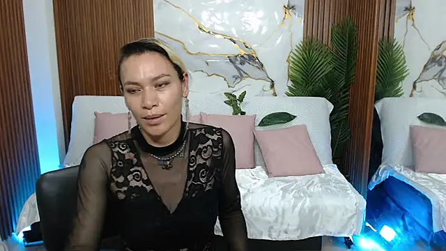 alonddra tay online show from April 19, 6:10 pm