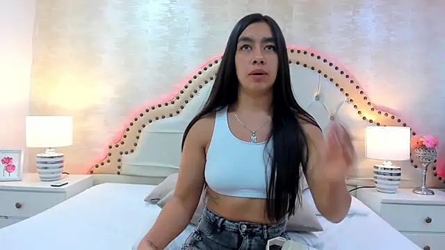 AlenaColeman online show from June 10, 1:10 pm