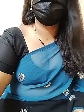 Stephaniee27 online show from May 28, 6:22 am
