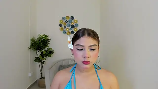 Mallory Lee online show from May 26, 12:04 pm