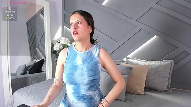 madydoll  online show from July 24, 8:38 pm