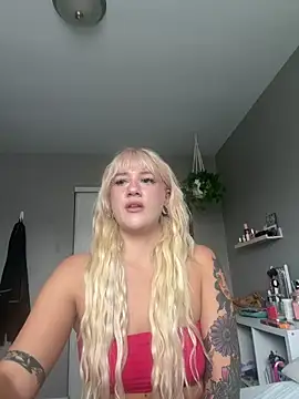 BettyBadNews online show from April 30, 5:51 pm