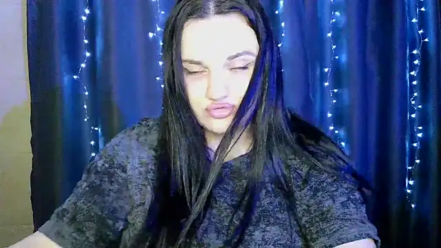 Penny Perry online show from May 8, 6:21 pm