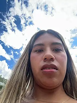 Kimmiebellarie online show from July 28, 3:32 pm