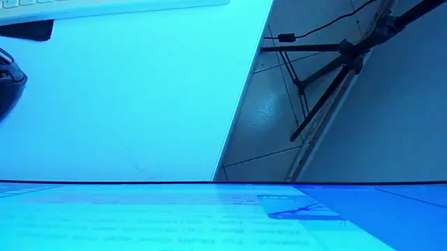 britanny jones1 online show from May 22, 5:27 am