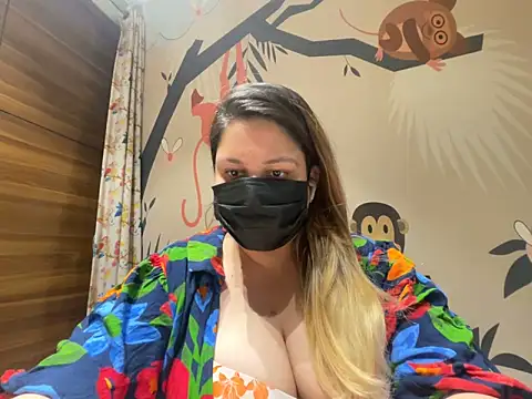kavyasingh36 online show from April 20, 7:17 pm