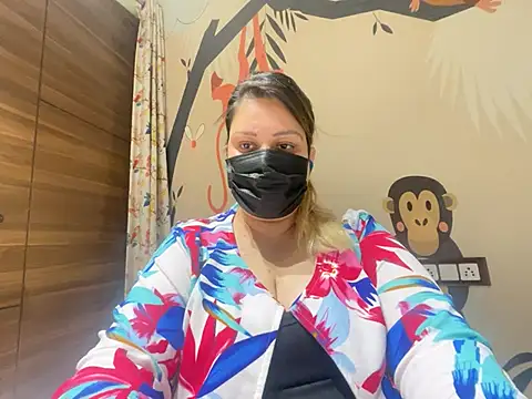 kavyasingh36 online show from April 25, 7:11 pm