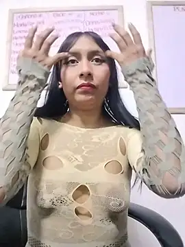 MELIZ QUEEN online show from May 30, 11:52 am
