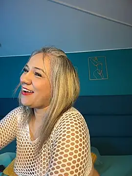 Camila Noer online show from July 10, 1:22 pm