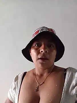 Tamaraxxx hot online show from July 11, 4:29 pm