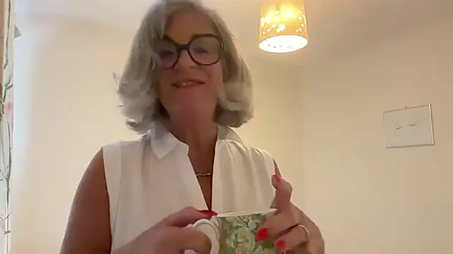 NaughtyMonicaUK online show from June 11, 7:16 am
