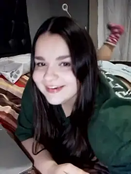 estrell4 online show from June 7, 4:41 am