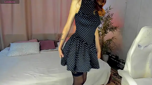 alis tauber online show from July 27, 9:39 am